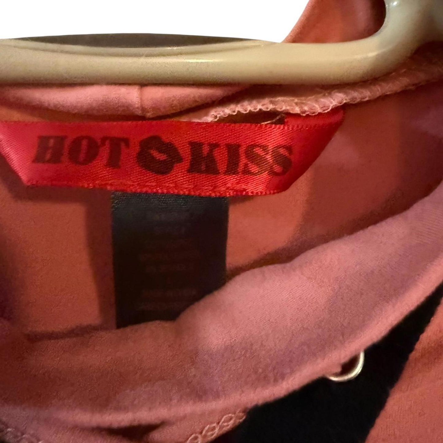 Y2K Hot Kiss Lace-Up Tee 🔥