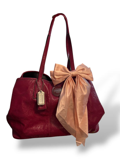 Coach Magenta 2011 Patent Leather Signature Stitched Kisslock Carryall