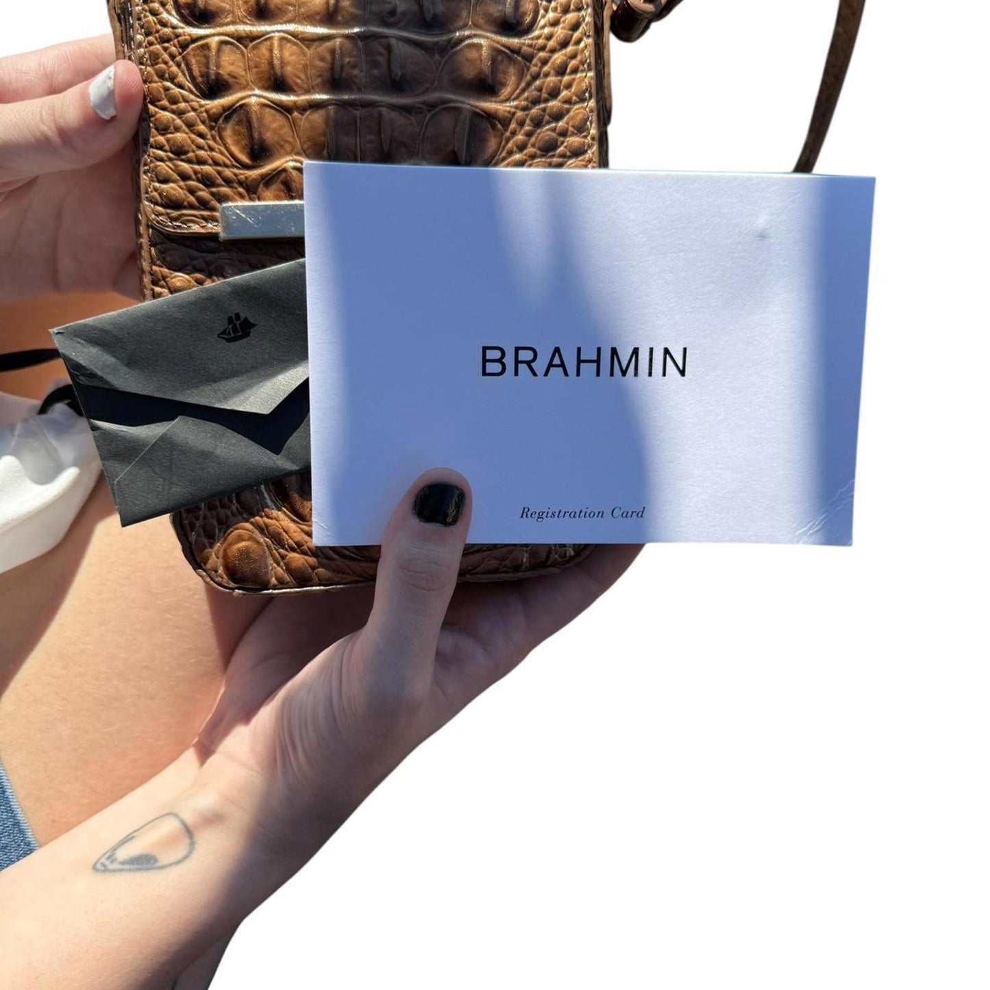 Brahmin Sasha Crossbody – Melbourne Embossed (New in Dustbag)